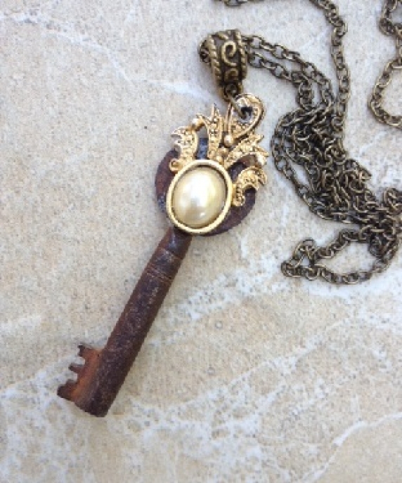 Vintage Key Necklace
